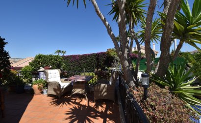 Resale - Villa -
Algorfa - La finca Golf