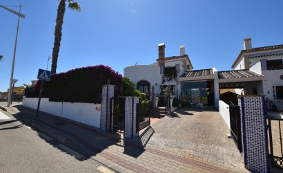 Resale - Villa -
Algorfa - La finca Golf