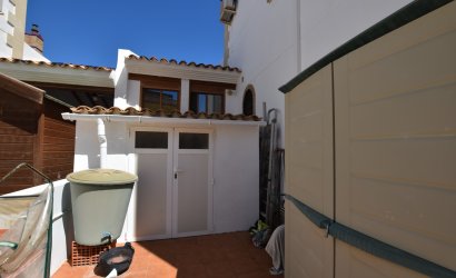 Resale - Villa -
Algorfa - La finca Golf