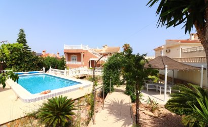 Tweedehands - Villa -
Ciudad Quesada - La Fiesta