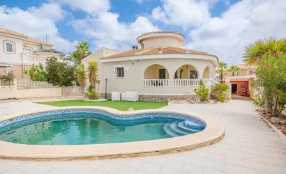 Reventa - Villa -
Ciudad Quesada