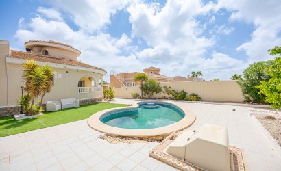 Reventa - Villa -
Ciudad Quesada