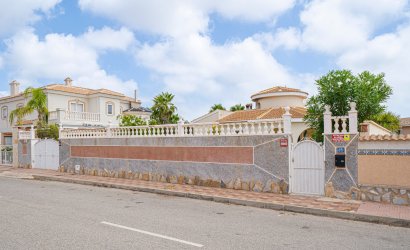 Reventa - Villa -
Ciudad Quesada