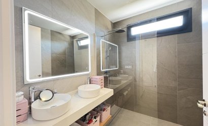 Tweedehands - Villa -
Altaona Golf and Country Village - Altaona Golf - Country Village