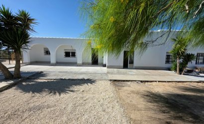 Reventa - Villa -
San Fulgencio - La Marina