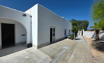 Reventa - Villa -
San Fulgencio - La Marina