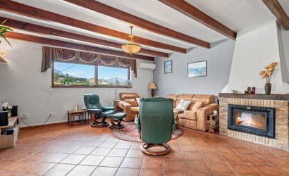 Resale - Country House -
La Nucía