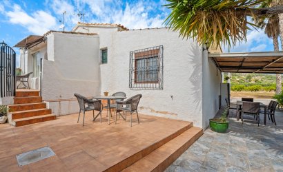 Resale - Country House -
La Nucía