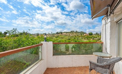 Resale - Country House -
La Nucía