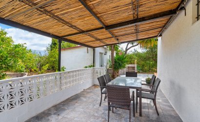 Resale - Country House -
La Nucía