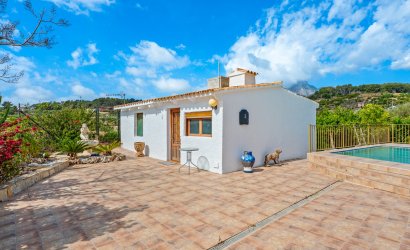Resale - Country House -
La Nucía