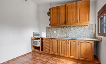 Resale - Country House -
La Nucía