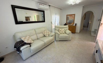 Tweedehands - Villa -
Ciudad Quesada - Doña Pepa