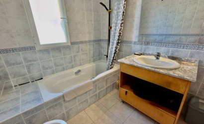 Tweedehands - Villa -
Ciudad Quesada - Doña Pepa