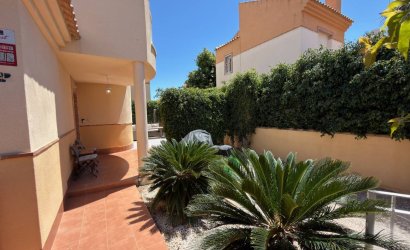 Tweedehands - Villa -
Ciudad Quesada - Doña Pepa