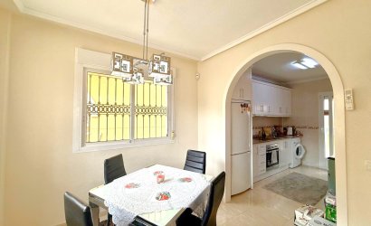 Resale - Villa -
Orihuela Costa - Villamartín
