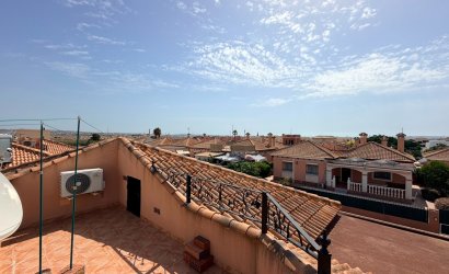Tweedehands - Villa -
Los Montesinos - La Herrada