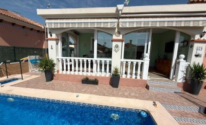 Tweedehands - Villa -
Los Montesinos - La Herrada