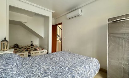 Tweedehands - Villa -
Los Montesinos - La Herrada