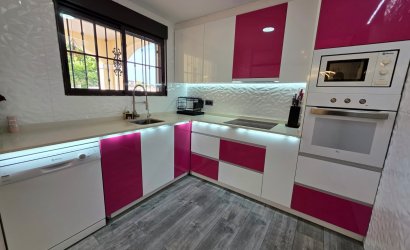 Revente - Villa -
Torrevieja - Sector 25