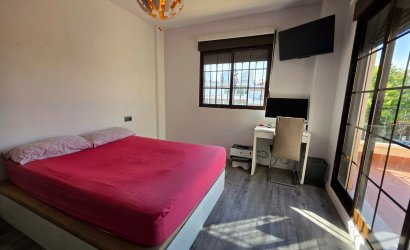 Revente - Villa -
Torrevieja - Sector 25