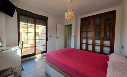Revente - Villa -
Torrevieja - Sector 25
