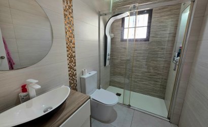 Revente - Villa -
Torrevieja - Sector 25