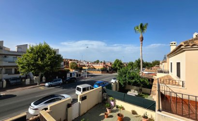 Revente - Villa -
Torrevieja - Sector 25