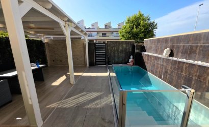 Revente - Villa -
Torrevieja - Sector 25