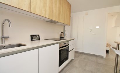 Resale - Villa -
Villamartín - PAU 8