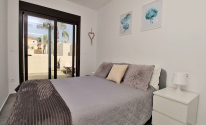 Resale - Villa -
Villamartín - PAU 8
