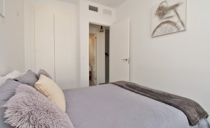 Resale - Villa -
Villamartín - PAU 8
