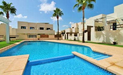 Resale - Villa -
Villamartín - PAU 8
