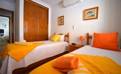 Tweedehands - Villa -
Orihuela Costa - La Zenia