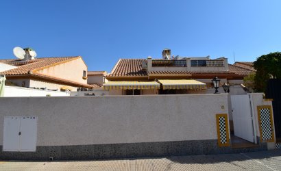Tweedehands - Villa -
Orihuela Costa - La Zenia