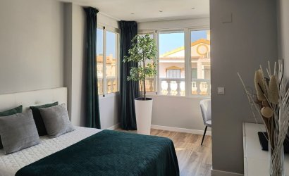 Resale - Townhouse -
Alicante - La Florida