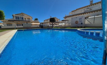 Resale - Townhouse -
Alicante - La Florida