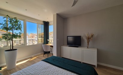 Resale - Townhouse -
Alicante - La Florida