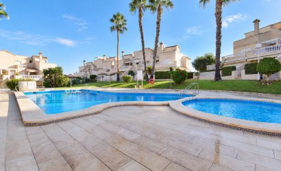 Tweedehands - Herenhuis -
Orihuela Costa - Los Altos
