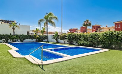Resale - Townhouse -
Cabo Roig - Lomas De Cabo Roig