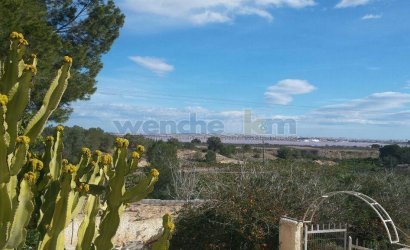 Reventa - Villa -
Torrevieja - Los Balcones