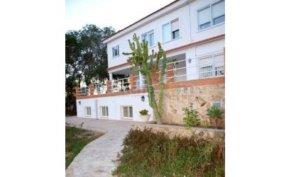 Reventa - Villa -
Torrevieja - Los Balcones