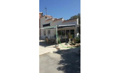 Reventa - Villa -
Torrevieja - Los Balcones