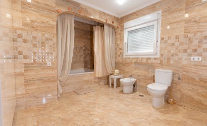 Revente - Villa -
Torrevieja - Los Balcones