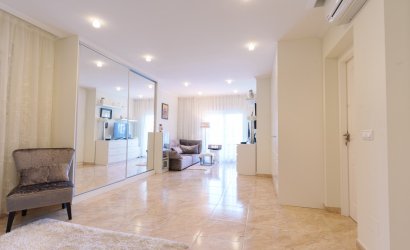 Revente - Villa -
Torrevieja - Los Balcones