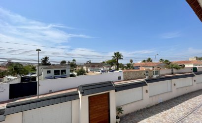 Reventa - Villa -
Torrevieja - Los Balcones