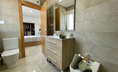 Reventa - Villa -
Torrevieja - Los Balcones