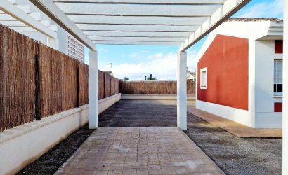 Obra nueva - detached -
Purias