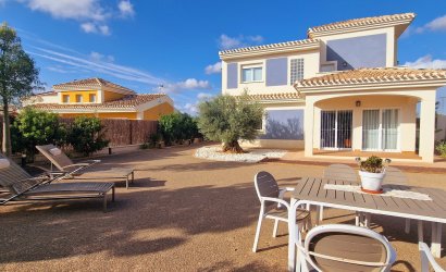 New Build - detached -
Purias