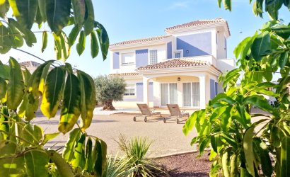 New Build - detached -
Purias